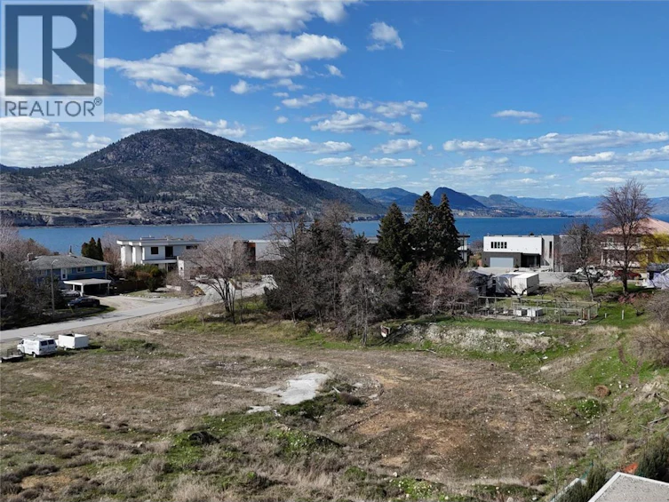 715 E Westminster Avenue, Penticton, BC, V2A 4E6 - 16