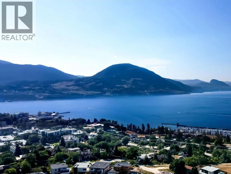 715 E Westminster Avenue, Penticton, BC, V2A 4E6 - 7