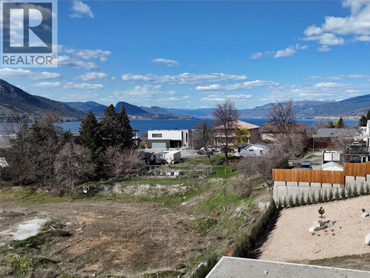 715 E Westminster Avenue, Penticton, BC, V2A 4E6 - 15