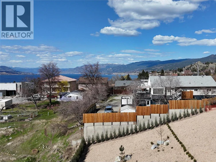 715 E Westminster Avenue, Penticton, BC, V2A 4E6 - 13