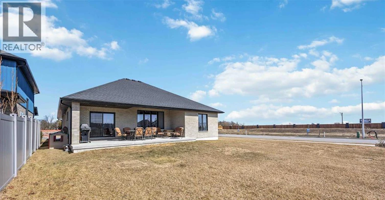 640 Sweetbay Crescent, Sarnia, ON, N7S 0B3 - 26