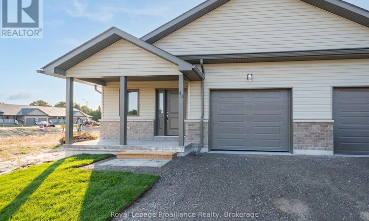46 Mackenzie John Crescent
