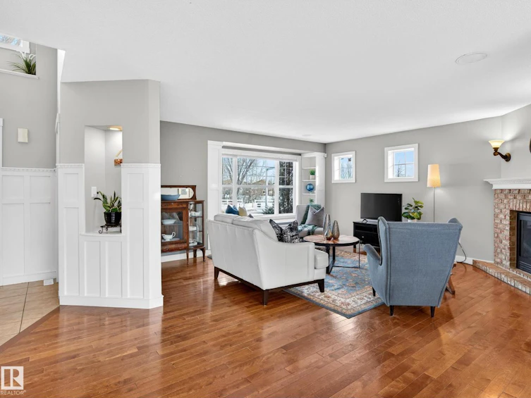 1904 Towne Centre Bv NW, Edmonton, AB, T6R 2W3 - 4