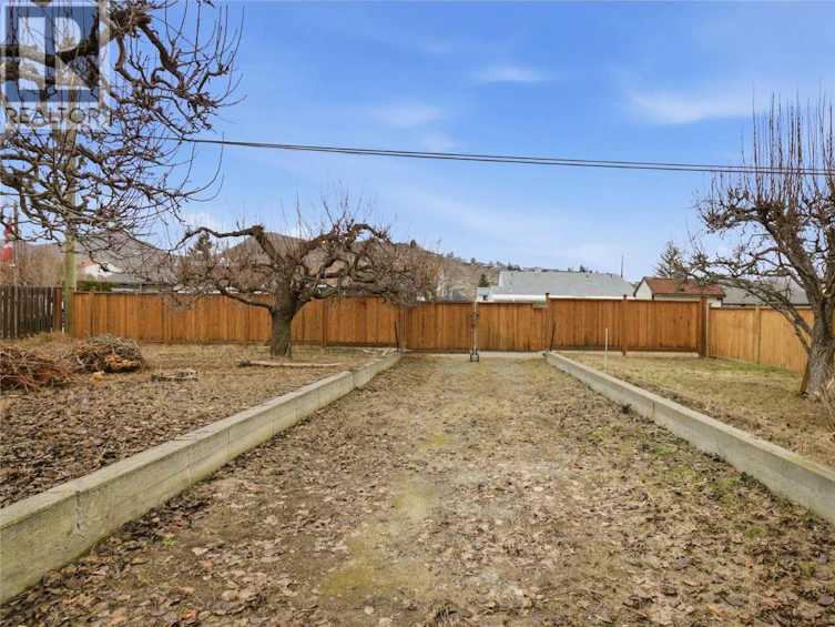 1140 Lethbridge Avenue, Kamloops, BC, V2B 1Y3 - 33