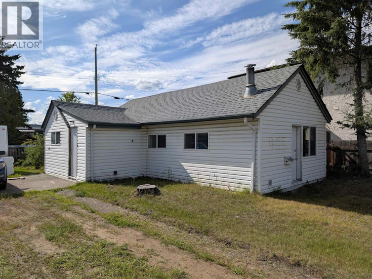 405 Moffat Street, Prince George, BC, V2M 3L4