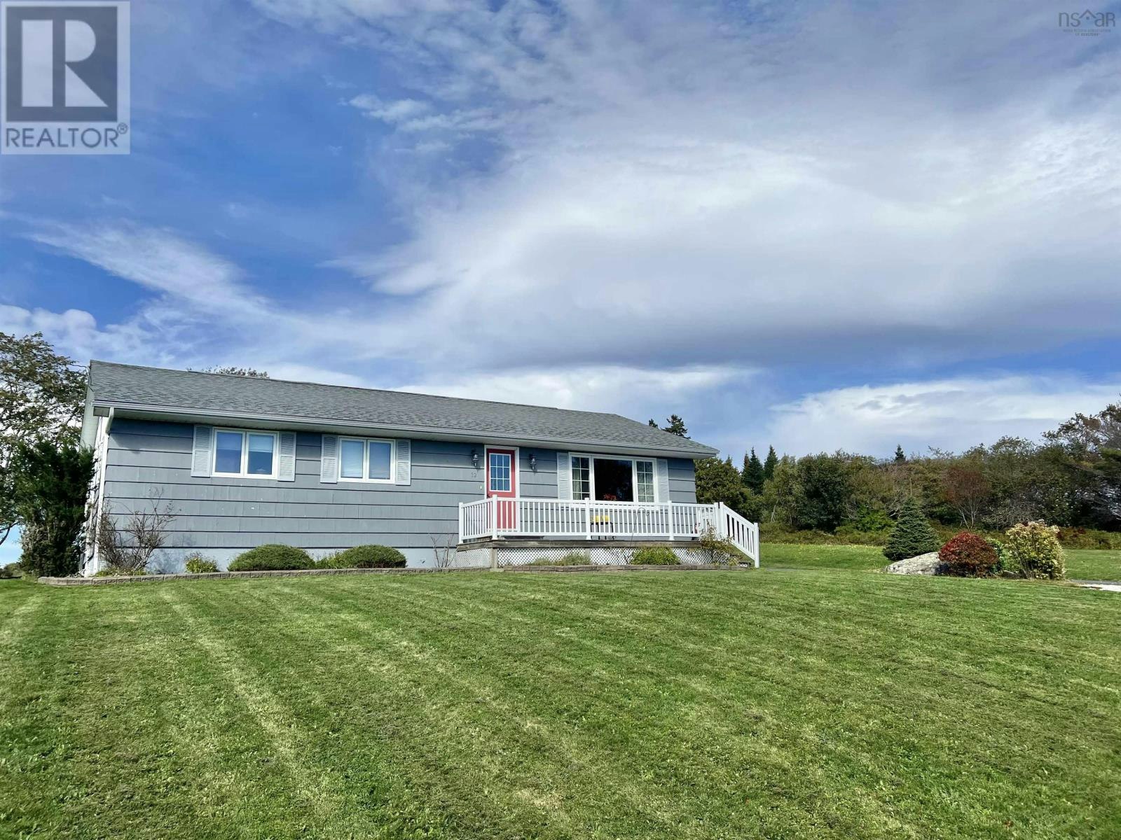 32 Des Bourque Chemin, Ste. Anne du Ruisseau, NS, B0W 2X0