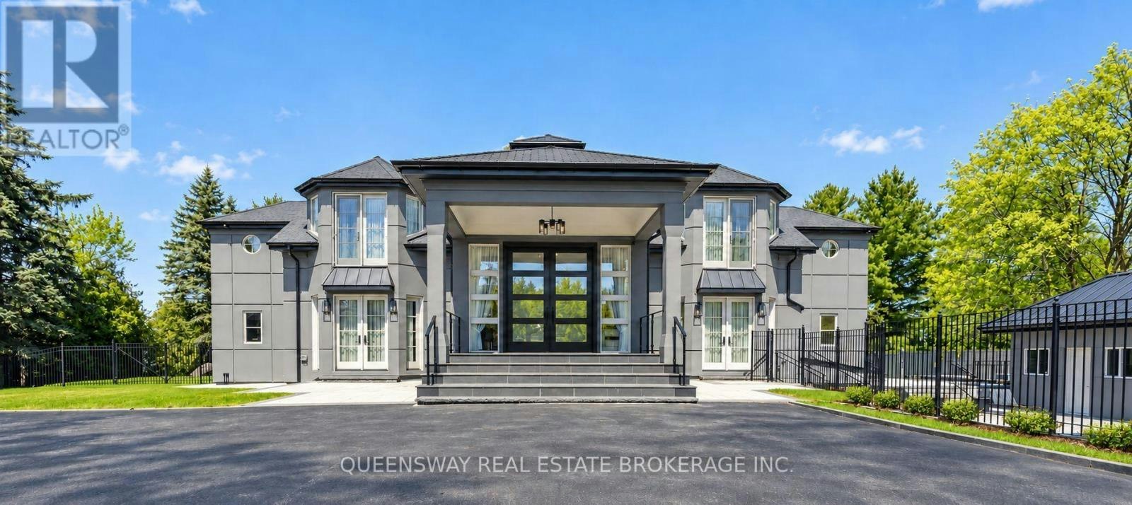 36 Pioneer Trail, Barrie, ON, L4N 0T8