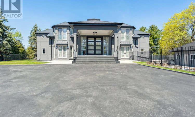 36 Pioneer Trail