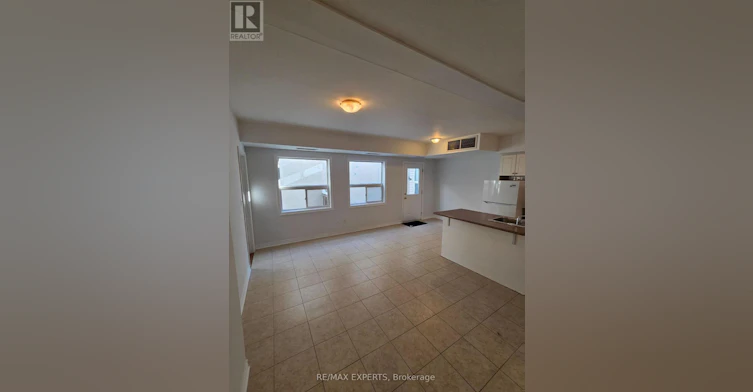 302-1898 Danforth Avenue, Toronto, ON, M4C 1J7 - 4