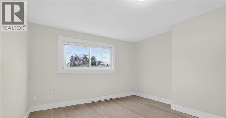 4-235 Reade, Moncton, NB, E1C 6S9 - 5