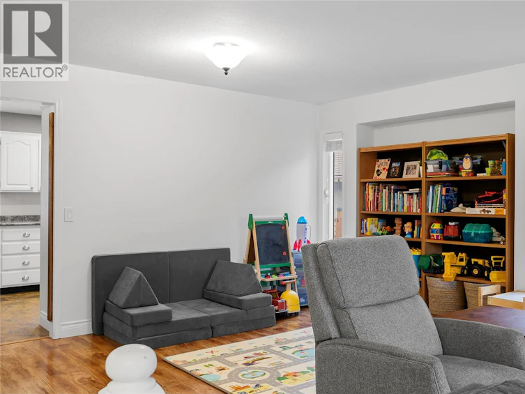 232 Moubray Road, Kelowna, BC, V1V 1S4 - 6