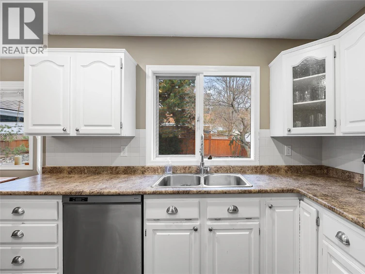 232 Moubray Road, Kelowna, BC, V1V 1S4 - 12