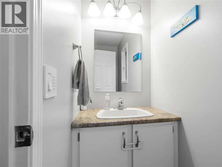 232 Moubray Road, Kelowna, BC, V1V 1S4 - 23