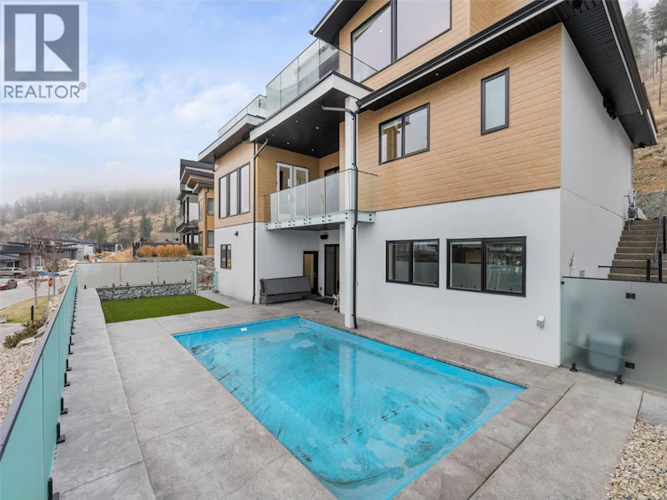 541 Clifton Court, Kelowna, BC, V1V 0B7 - 3