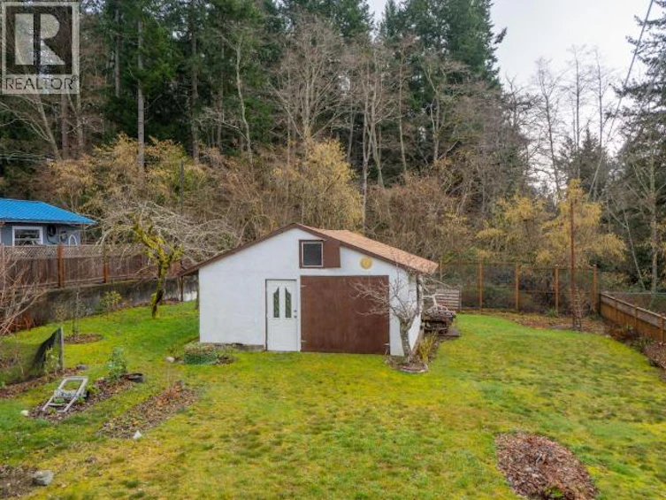 6184 Columbia Street, Powell River, BC, V8A 4T4 - 10