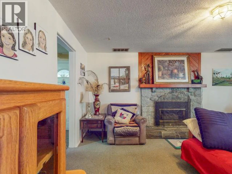 6184 Columbia Street, Powell River, BC, V8A 4T4 - 34