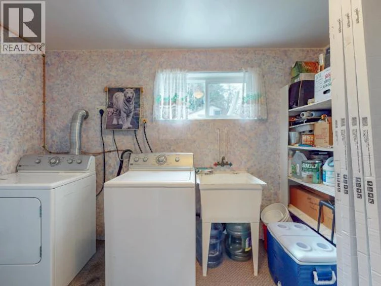 6184 Columbia Street, Powell River, BC, V8A 4T4 - 37