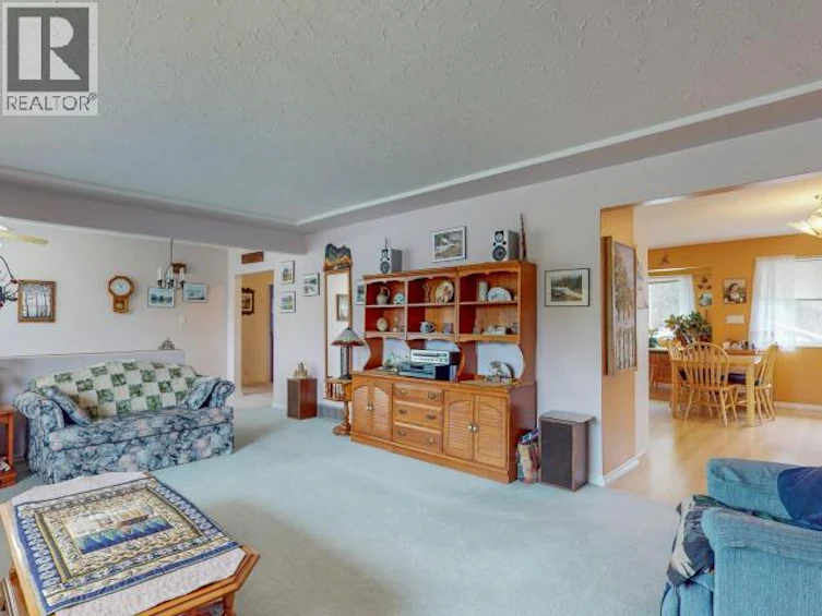 6184 Columbia Street, Powell River, BC, V8A 4T4 - 18