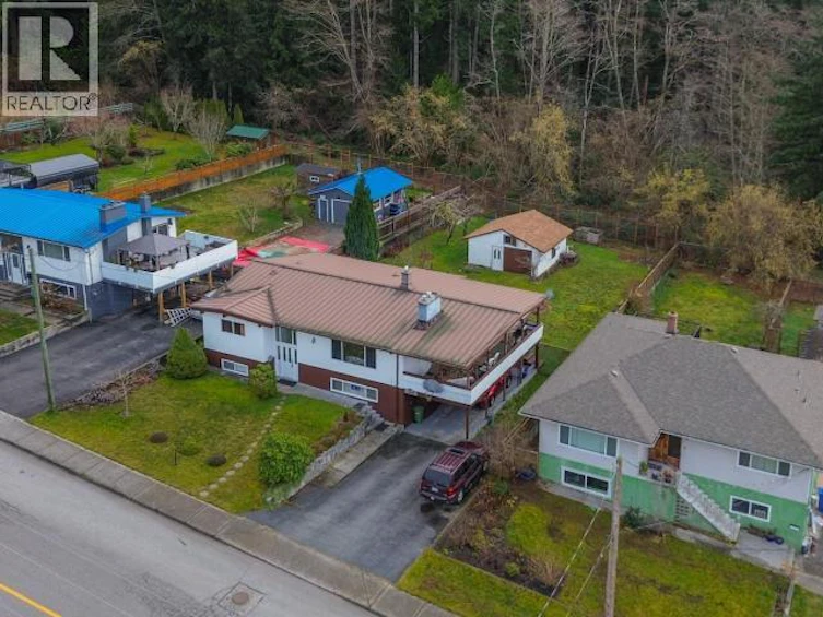 6184 Columbia Street, Powell River, BC, V8A 4T4 - 40