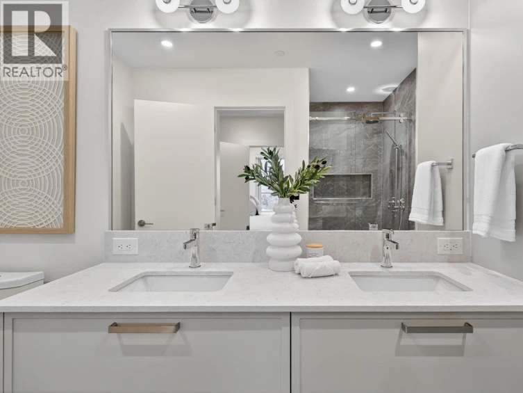 713-3340 Lakeshore Road, Kelowna, BC, V1W 3S9 - 25