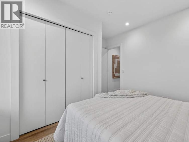 713-3340 Lakeshore Road, Kelowna, BC, V1W 3S9 - 32