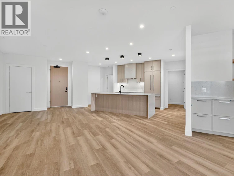 1006-3340 Lakeshore Road, Kelowna, BC, V1W 3S9 - 14