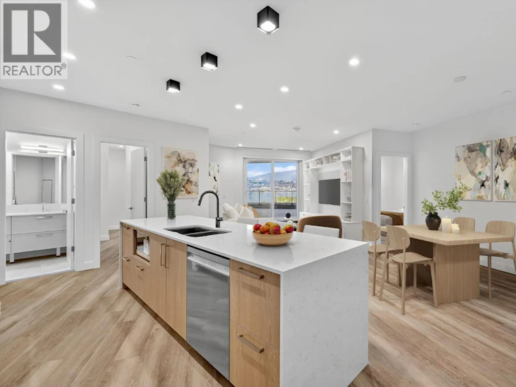 1006-3340 Lakeshore Road, Kelowna, BC, V1W 3S9 - 3