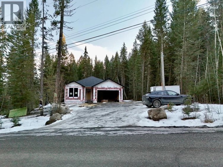 5336 Thompson Road, 108 Mile Ranch, BC, V0K 2Z0 - 3