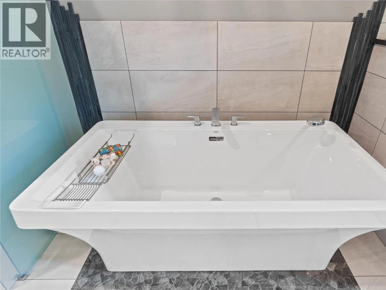 1555 Kicking Horse Way, Kamloops, BC, V2E 2T6 - 26