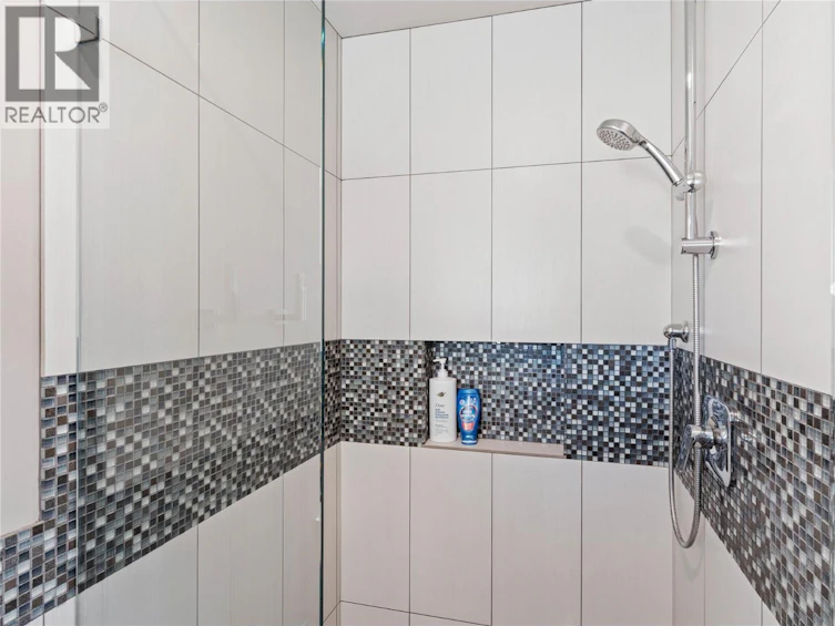 1555 Kicking Horse Way, Kamloops, BC, V2E 2T6 - 41