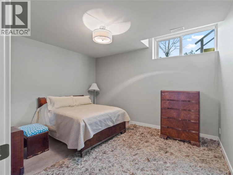 1555 Kicking Horse Way, Kamloops, BC, V2E 2T6 - 55