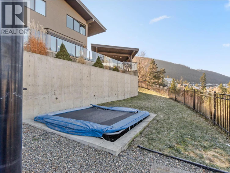1555 Kicking Horse Way, Kamloops, BC, V2E 2T6 - 63