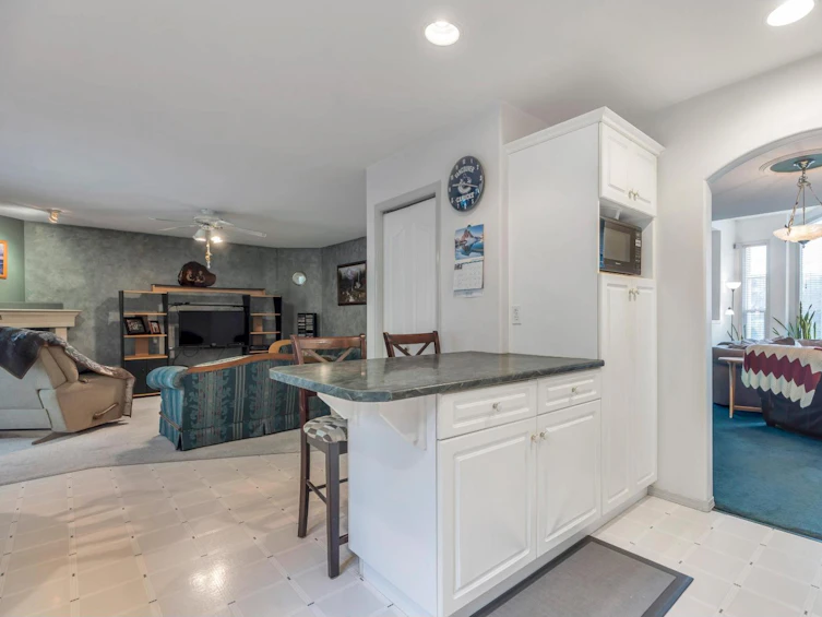 223 Balsam Avenue, Harrison Hot Springs, BC, V0M 1K0 - 14