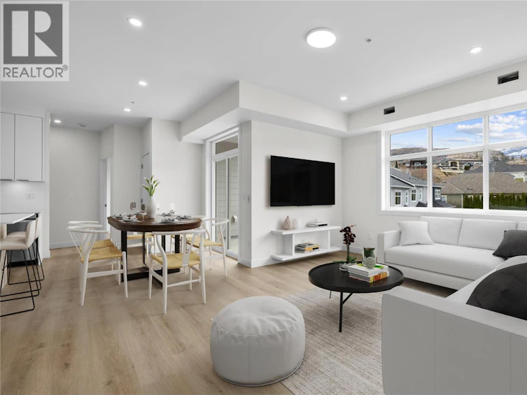 202-5300 Main Street, Kelowna, BC, V1W 0C1 - 2