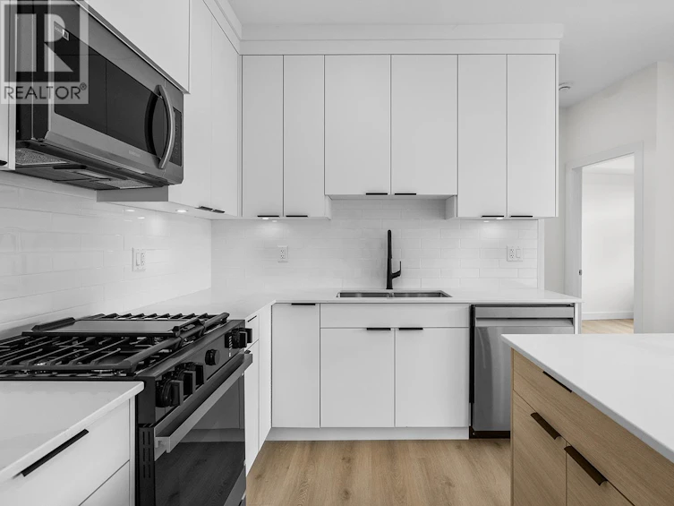 202-5300 Main Street, Kelowna, BC, V1W 0C1 - 10