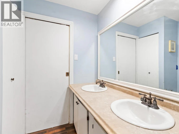 21127 Wicklund Avenue, Maple Ridge, BC, V2X 3S1 - 14