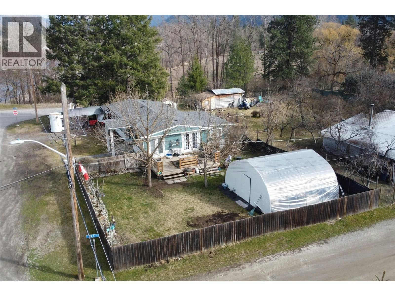 1332 66th Street, Grand Forks, BC, V0H 1H0