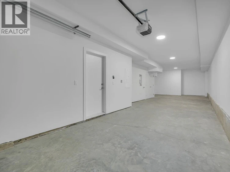 121-5300 Main Street, Kelowna, BC, V1W 0C1 - 37