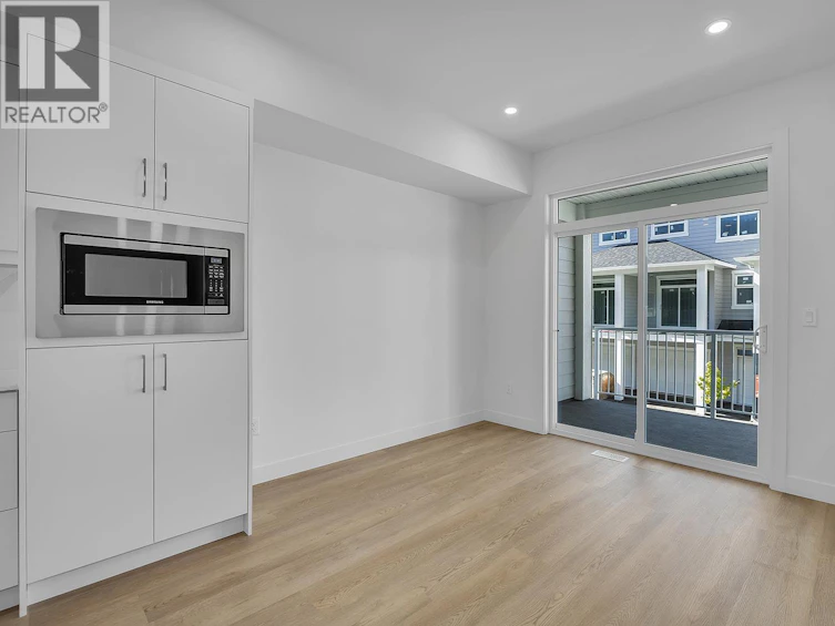 121-5300 Main Street, Kelowna, BC, V1W 0C1 - 17