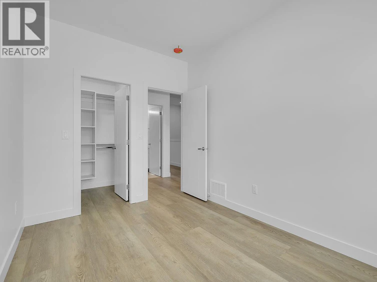 121-5300 Main Street, Kelowna, BC, V1W 0C1 - 33