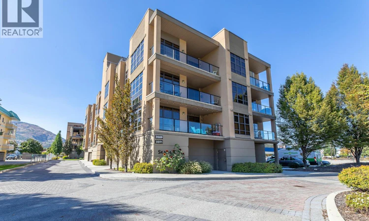 204-3589 Skaha Lake Road