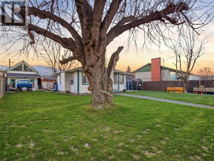 339 Fortune Drive, Kamloops, BC, V2B 2H9 - 4
