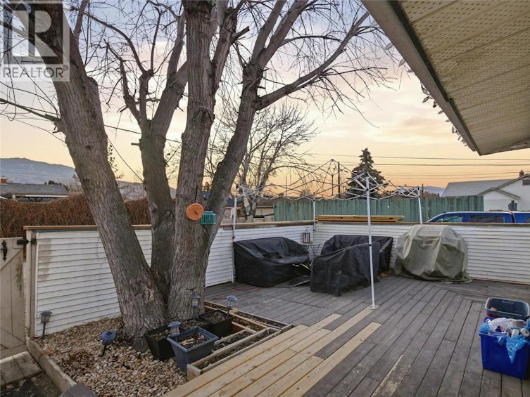 339 Fortune Drive, Kamloops, BC, V2B 2H9 - 7