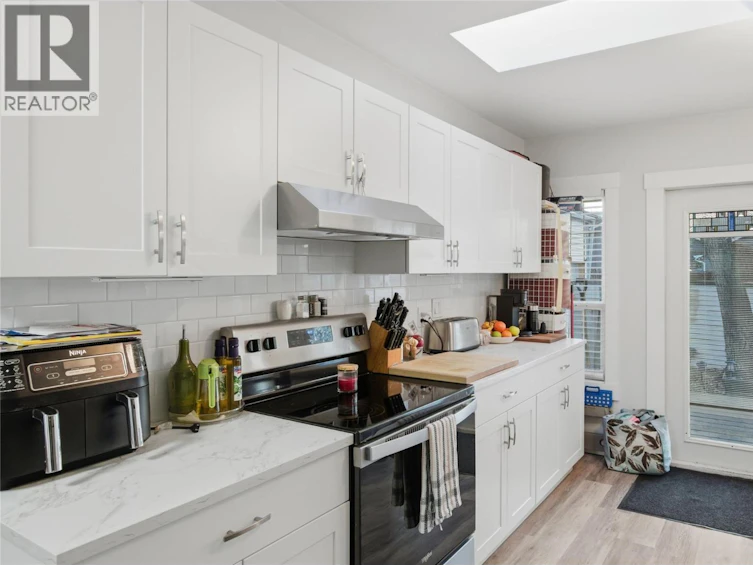 339 Fortune Drive, Kamloops, BC, V2B 2H9 - 30