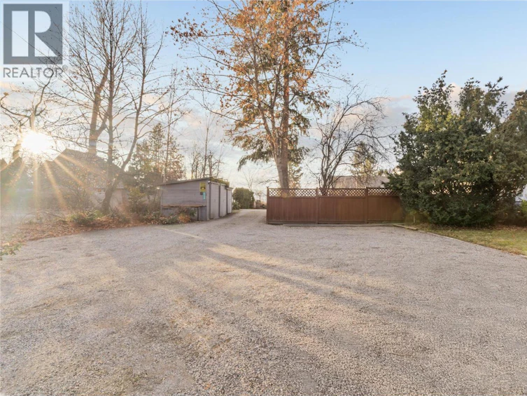 4158 Lakeshore Road, Kelowna, BC, V1W 1V9 - 34