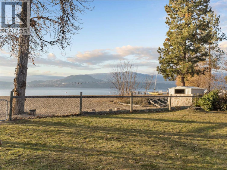 4158 Lakeshore Road, Kelowna, BC, V1W 1V9 - 39