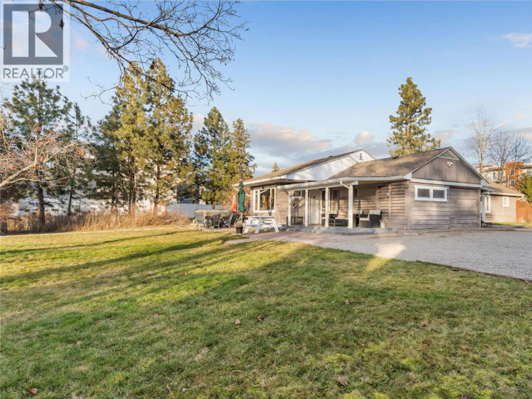 4158 Lakeshore Road, Kelowna, BC, V1W 1V9 - 37
