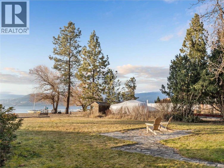 4164 Lakeshore Road, Kelowna, BC, V1W 1V9 - 36