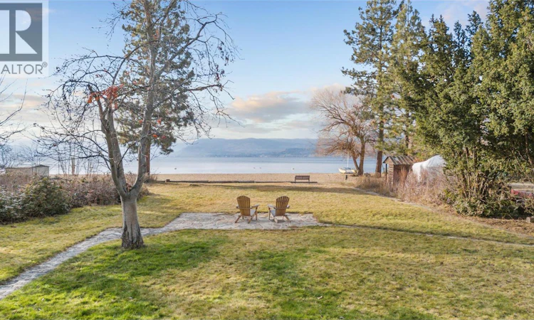 4164 Lakeshore Road