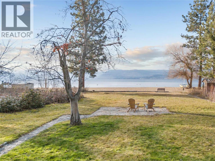 4164 Lakeshore Road, Kelowna, BC, V1W 1V9